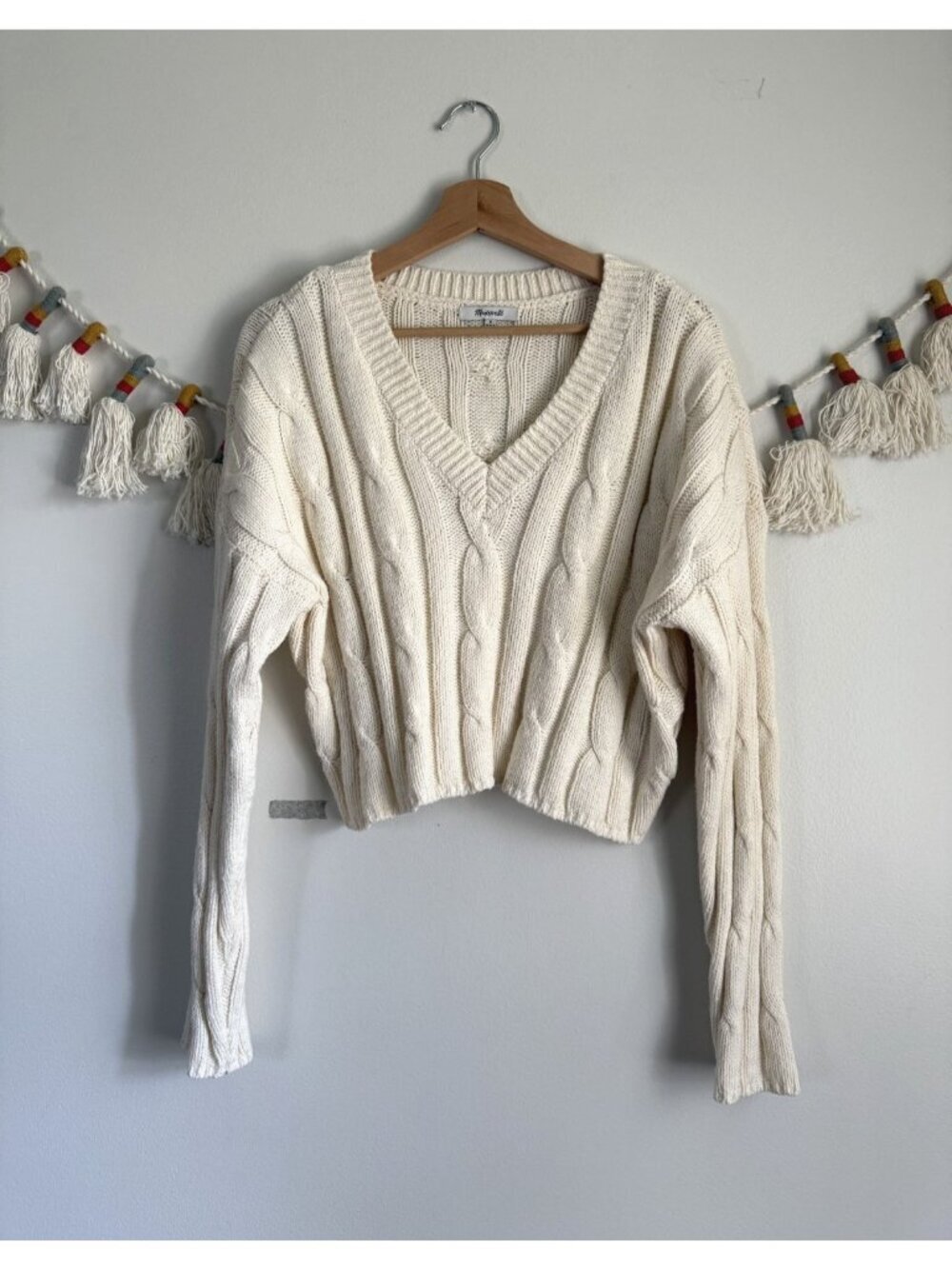Madewell Cable Knit V-neck Crop Sweater Antique Cream Neutral Preppy Cottage M